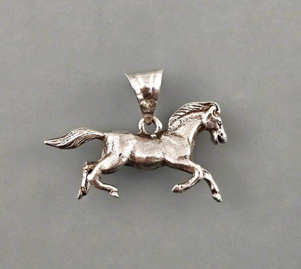Silberner Anhänger Pferd 3x2 cm