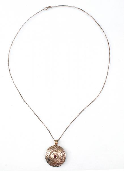 Rubin-Gold-Anhänger mit Kette
