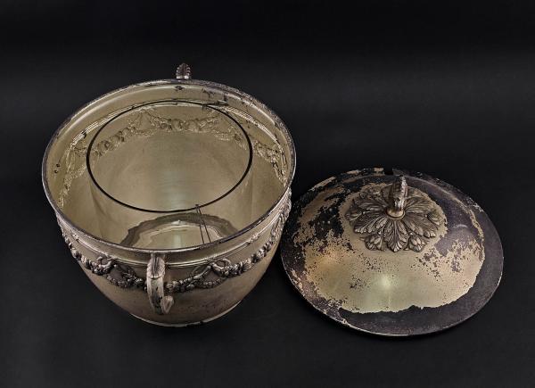 versilberte Bowle