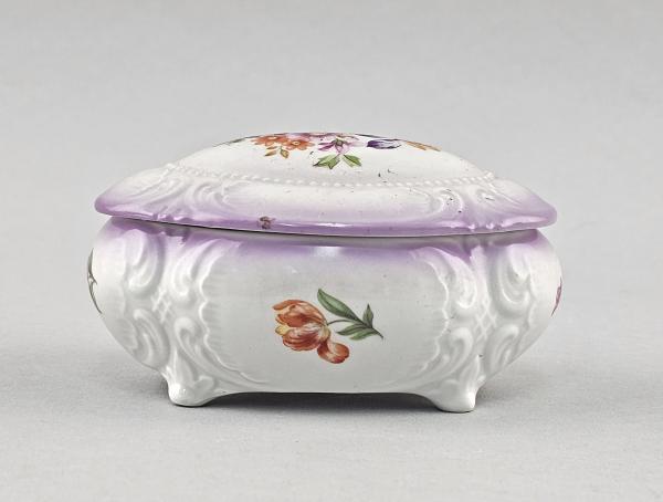 Barock-Dose Blumen Lichte 12x9x7cm