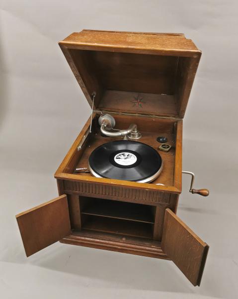 Tisch-Grammophon