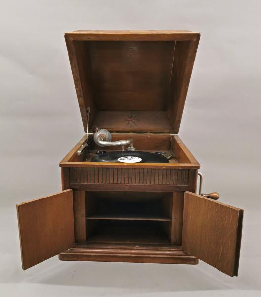 Tisch-Grammophon