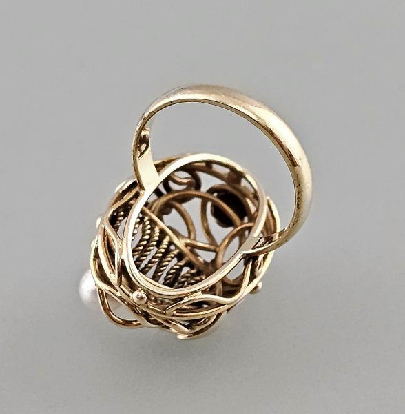 Filigraner Gold-Ring mit Perle