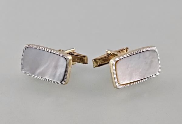 Paar Manschettenknöpfe goldfarben Perlmutt Vintage 1,4x2,5cm