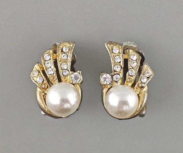 Vintage Ohrclips Modeschmuck weiße Steine Perle Fächer1,5x2cm