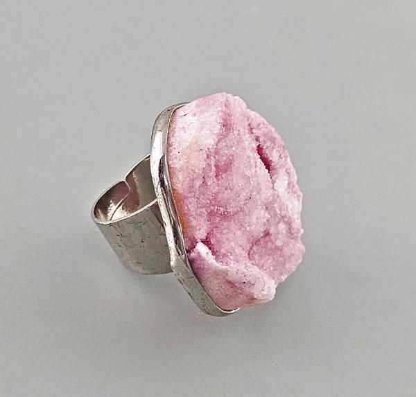 Üppiger Rosenquarz-Ring