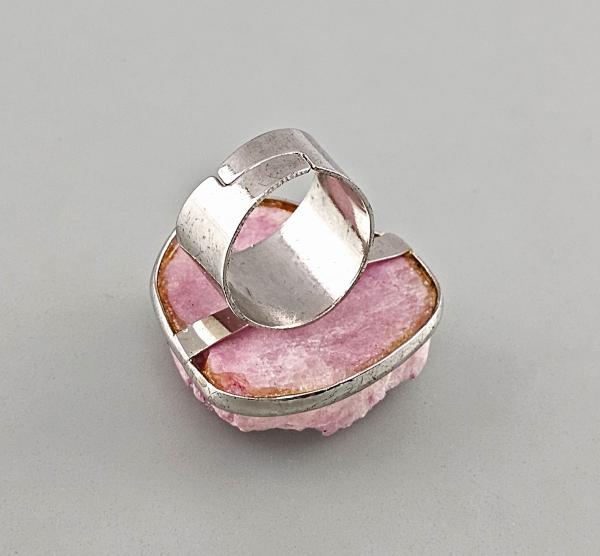 Üppiger Rosenquarz-Ring