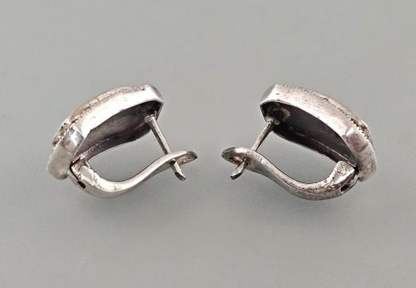 Designer Perlmutt-Ohrstecker mit Markasiten