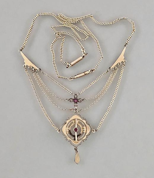 Jugendstil Collier mit roten Steinen