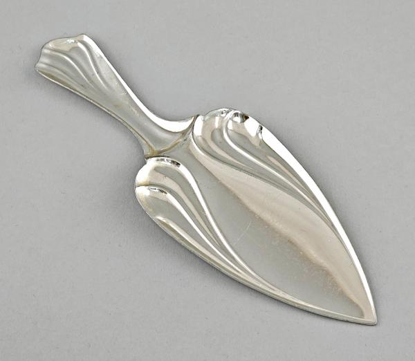Tortenheber Metallblech silberfarben godroniert L 21 cm