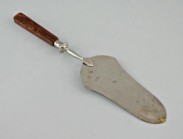 Tortenheber Art déco ziseliert Bakelitgriff silberfarben L 26,5 cm