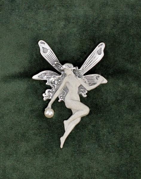 Jugendstil Brosche Elfe mit Perle