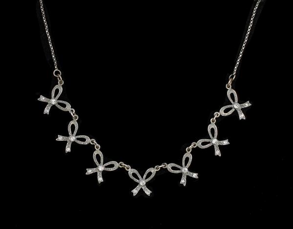 Schleifen Collier Swarovski