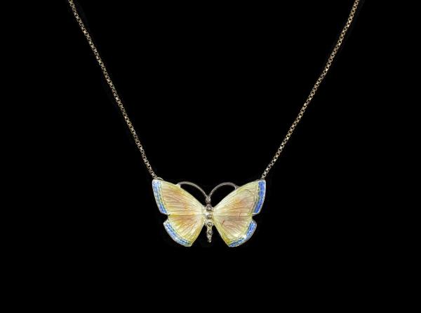 emailliertes Collier Schmetterling