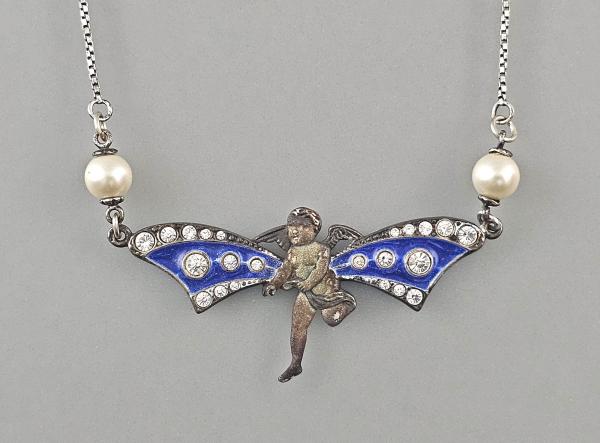 emailliertes Collier "Putto" Swarovski & Perlen