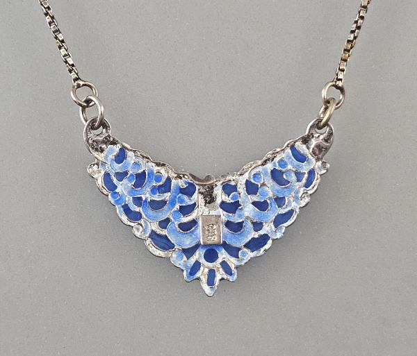 emailliertes Collier