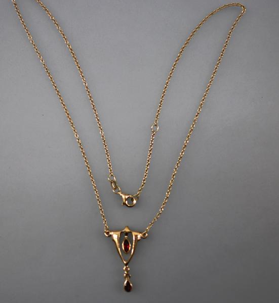 Jugendstil Collier Granat