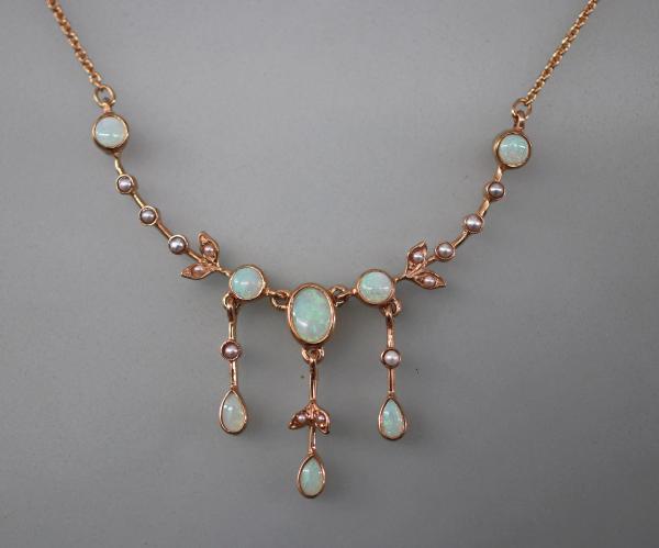 Jugendstil Collier Opale