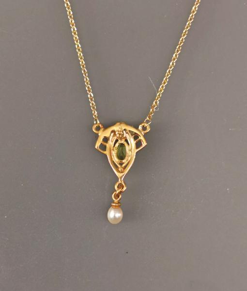 Collier Peridot Rubin Perle