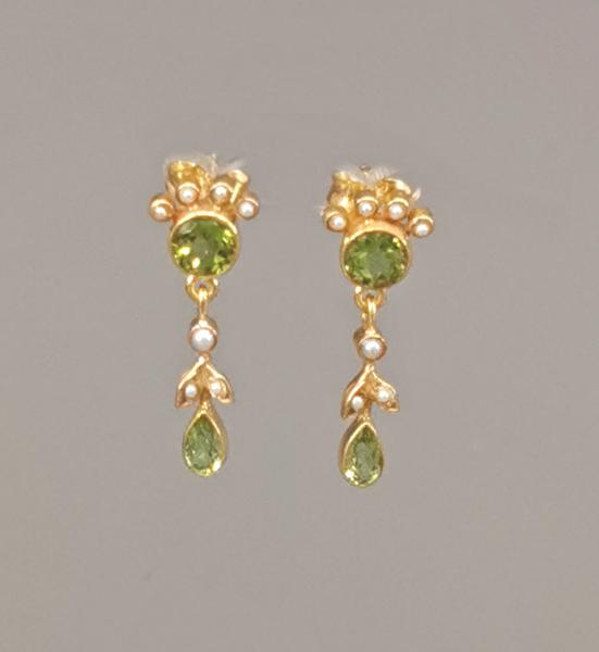 Ohrstecker Peridot Perle