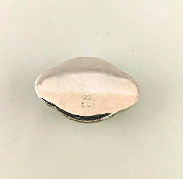 Pillendose oval geschweift
