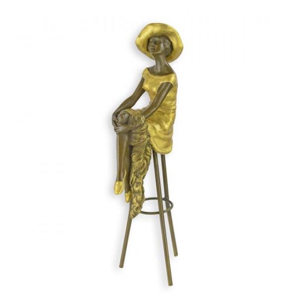Bronze Skulptur Dame auf Barhocker