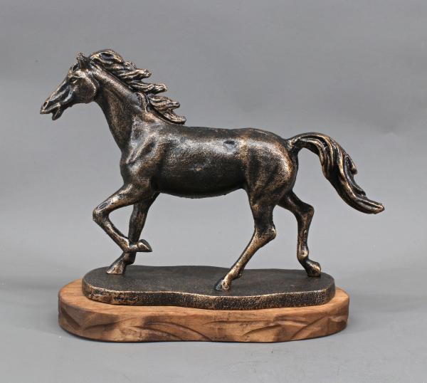 Eisenguss Figur Pferd