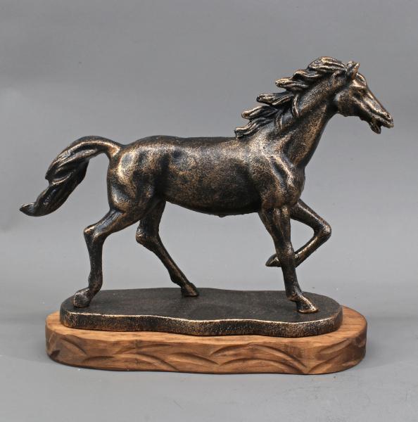 Eisenguss Figur Pferd