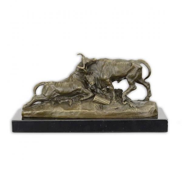 Bronze Skulptur kämpfende Bullen