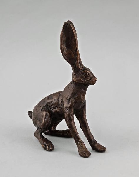 Bronze Skulptur sitzender Hase