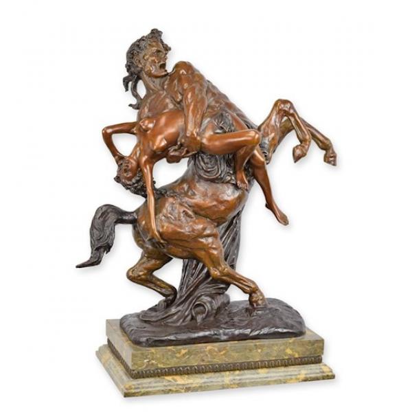 Bronze Skulptur auf Steinsockel Entführung der Hippodamia