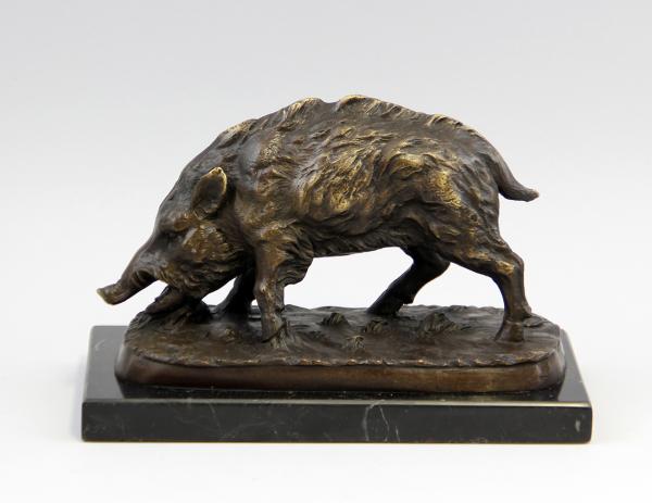 Bronze Wildschwein auf Sockel