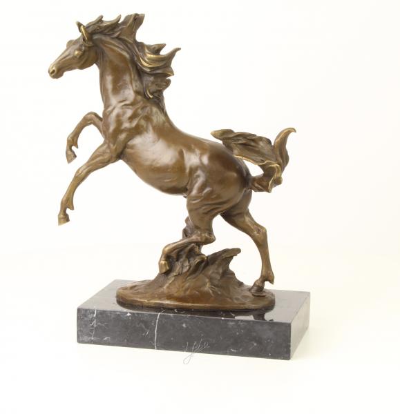 Bronze Skulptur bäumendes Pferd