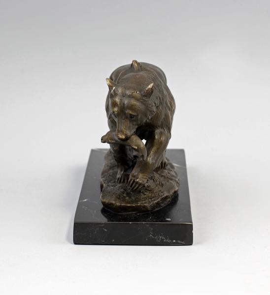 Milo, Bronze Bär mit Fisch