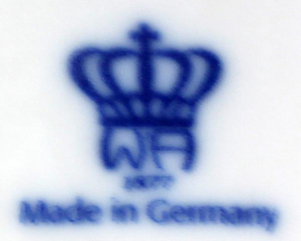 Kinderbüste Junge Weissporzellan