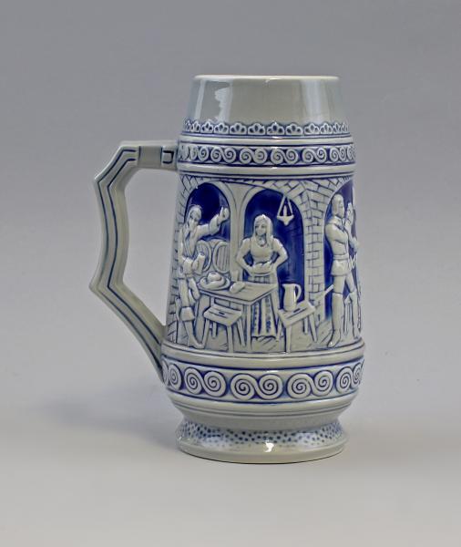 Reliefbierkrug groß blau 1 Liter