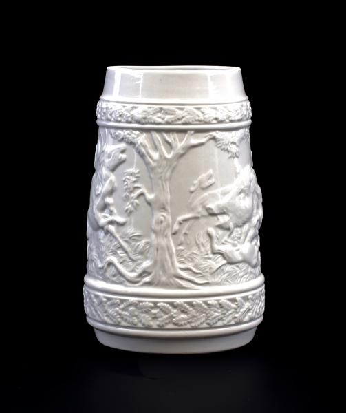 Bierkrug weiß Relief Jagd 1 Liter