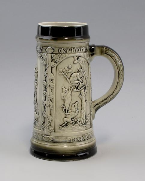 Bierkrug "Im Wald und auf der Heide..." schwarz / weiß 1 Liter
