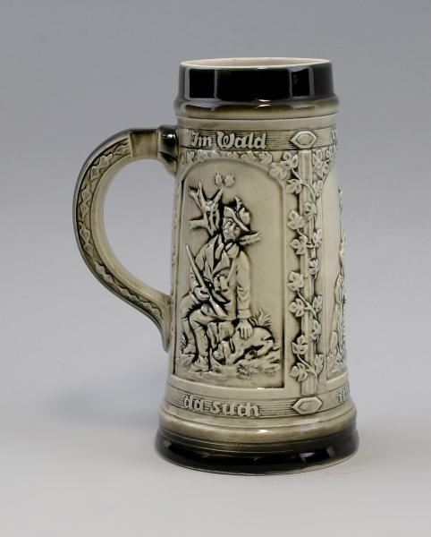 Bierkrug "Im Wald und auf der Heide..." schwarz / weiß 1 Liter