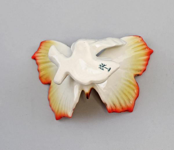 Schmetterling Sockel rot
