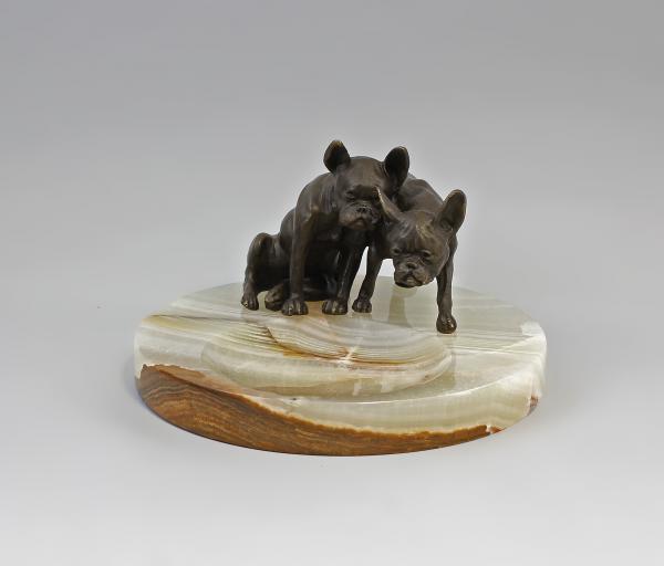 Onyx Schale mit französischen Bulldoggen
