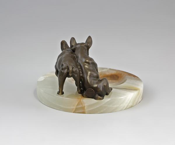 Onyx Schale mit französischen Bulldoggen