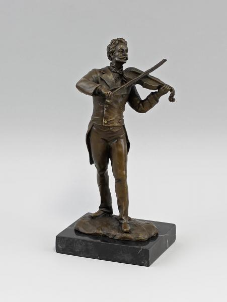 Milo, Bronze Johann Strauss