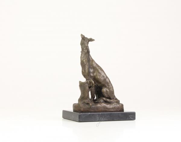 Bronze Skulptur sitzender Windhund