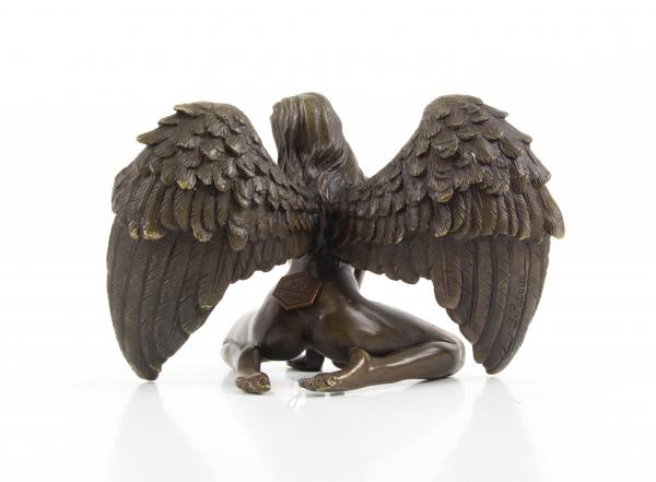 Bronze Skulptur geflügelter weiblicher Akt