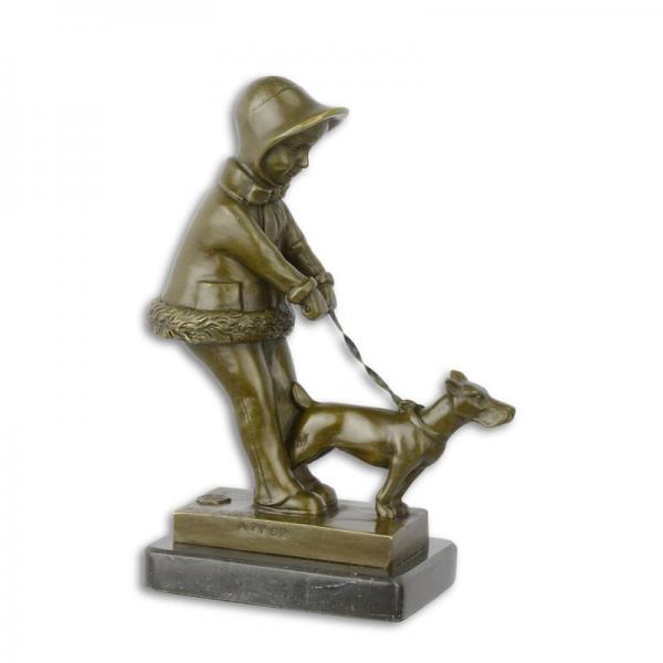 Bronze Skulptur kleines Mädchen mit Hund
