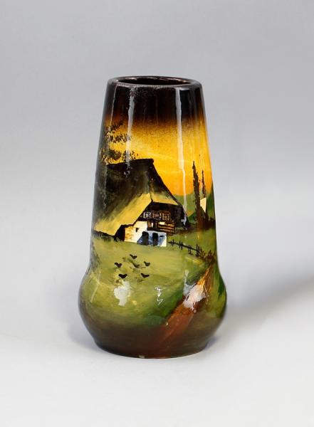 Vase Eugen Lösch Schwarzwaldhaus