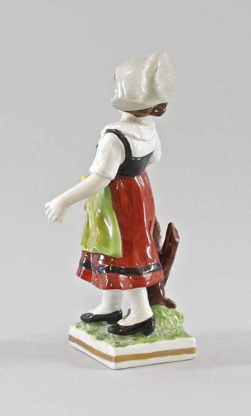 Mädchen mit Korb